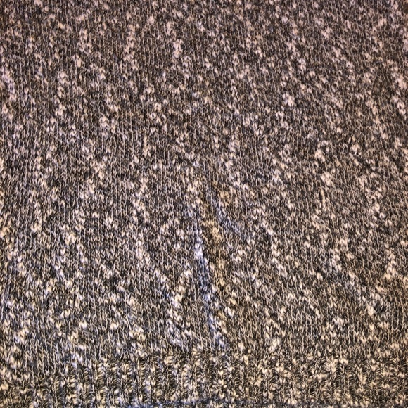 Sweaters - Picture 2 of 4